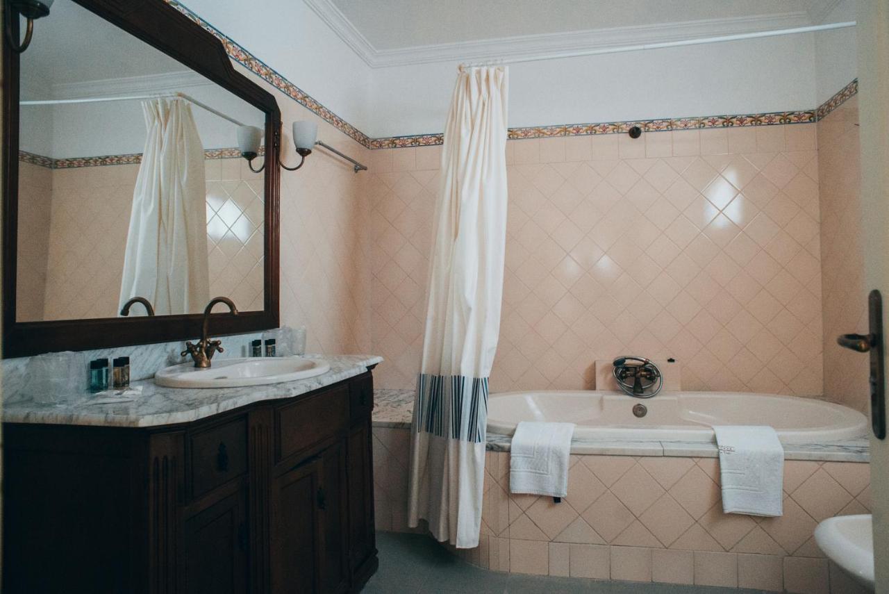 Guesthouse Da Vila Mourão Zewnętrze zdjęcie